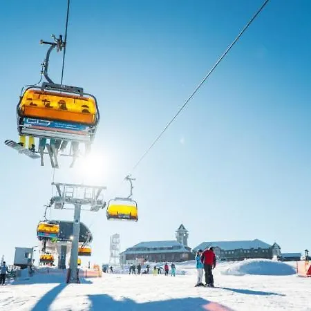 švícárek Apartamento Loučná pod Klínovcem